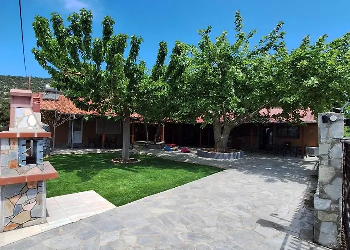 Apartment Platanes Skala Marion