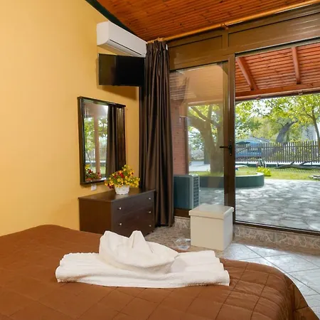 Platanes Apartment